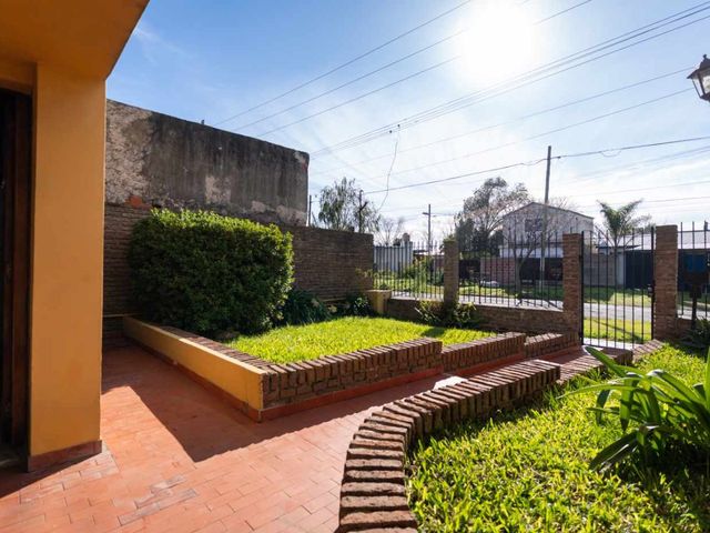 place photo 39
