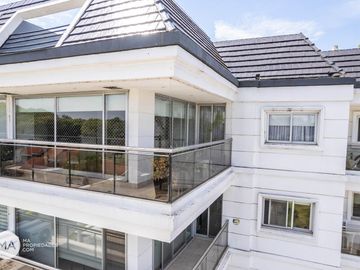 place photo 71