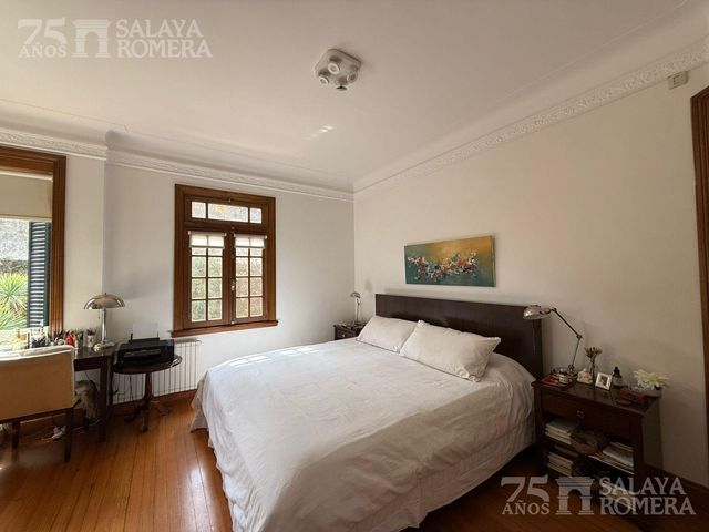 place photo 108