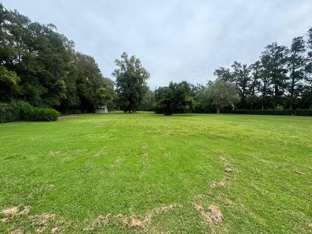 place photo 66
