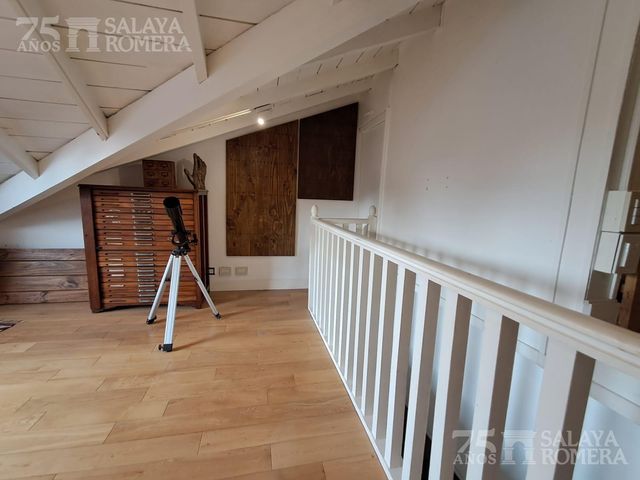 place photo 60