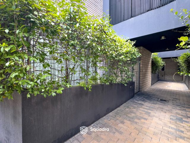 place photo 52