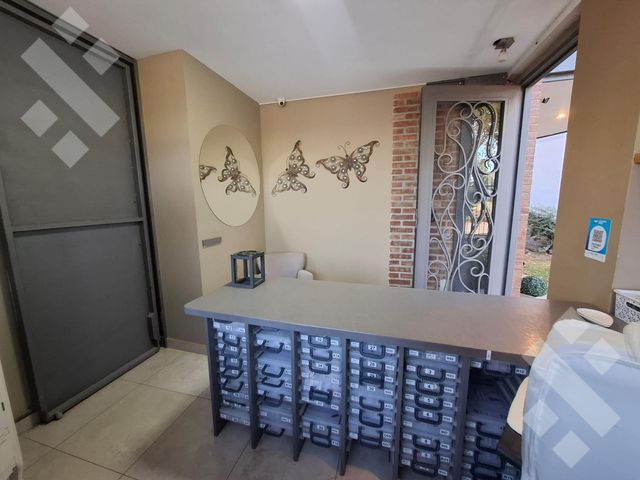place photo 49
