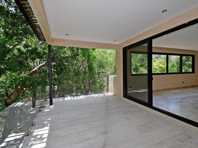 place photo 36