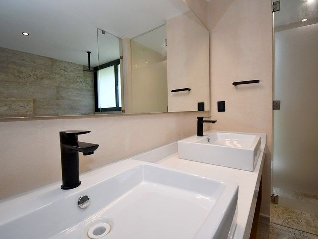 place photo 44