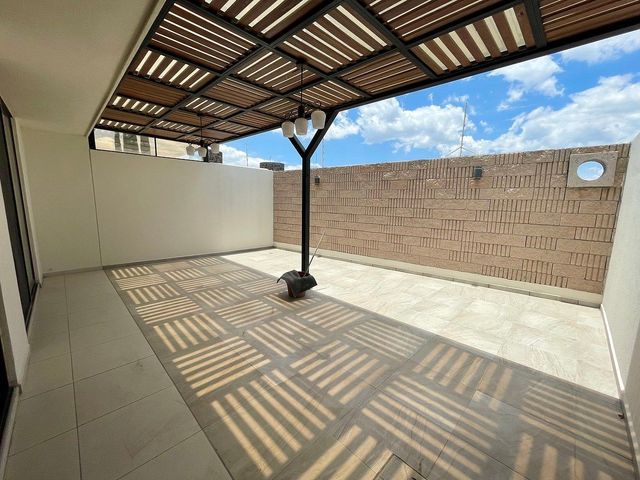 place photo 38