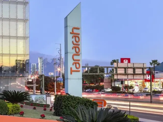 Local en Venta en Santa Engracia, San Pedro Garza García, Nuevo León