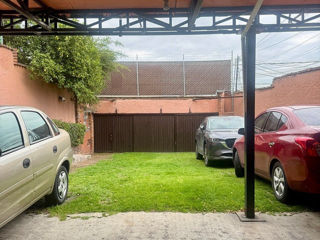 place photo 34