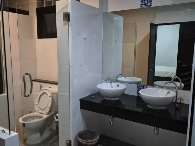 place photo 11