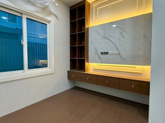 place photo 55
