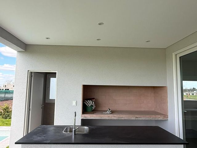 place photo 53