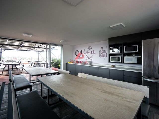 place photo 34