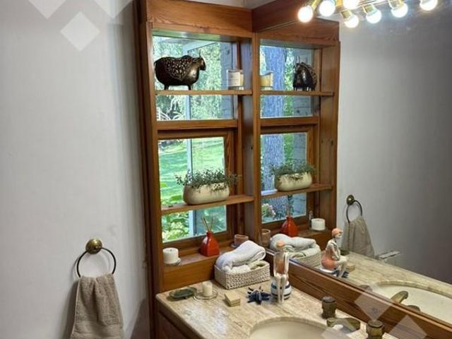 place photo 49