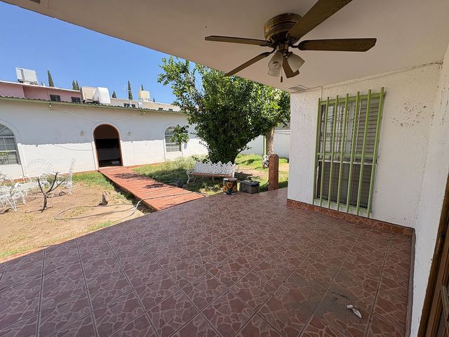 place photo 23