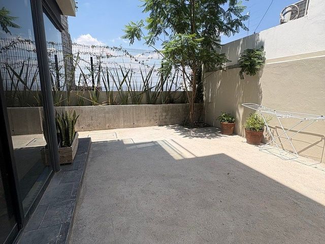 place photo 39