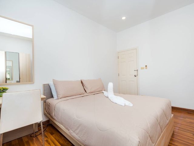 place photo 73