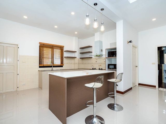 place photo 77