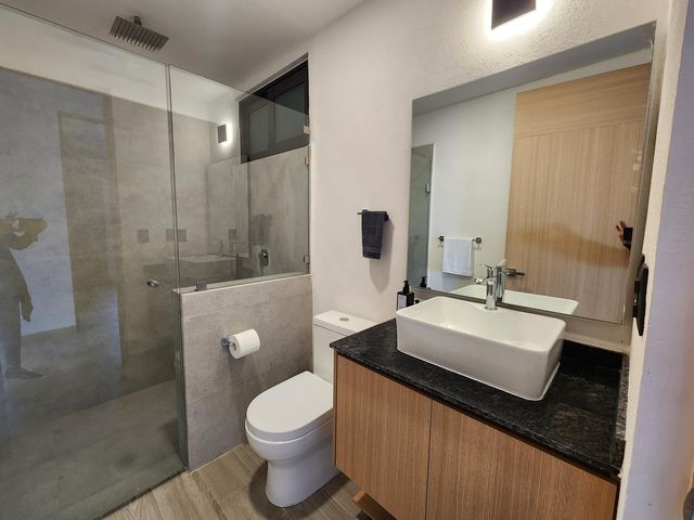 place photo 52