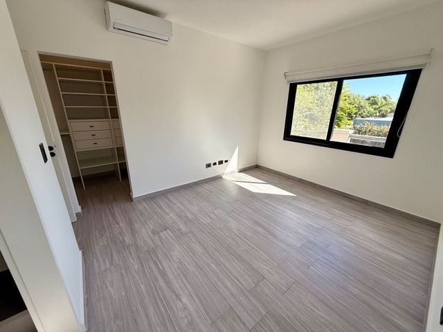 place photo 53