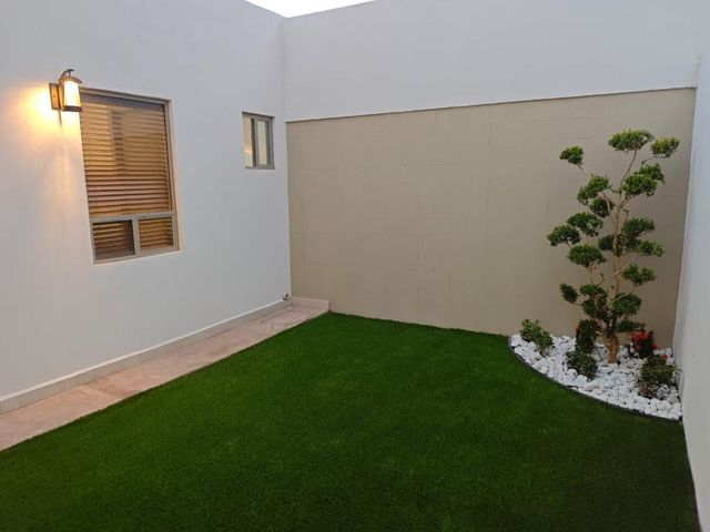 place photo 50