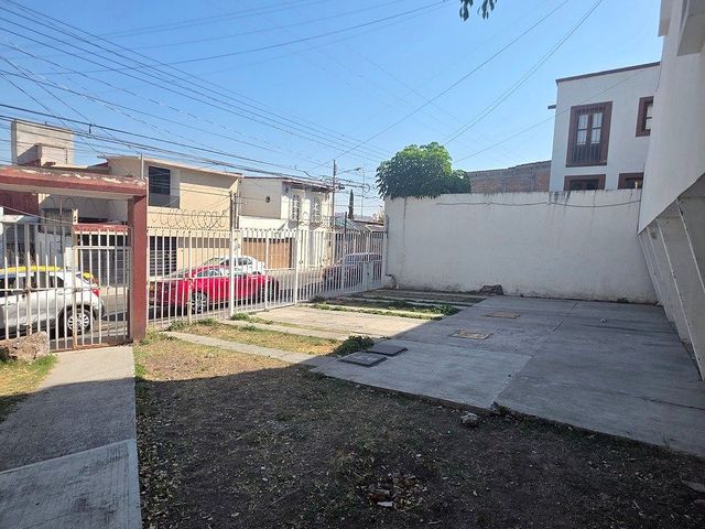 place photo 19