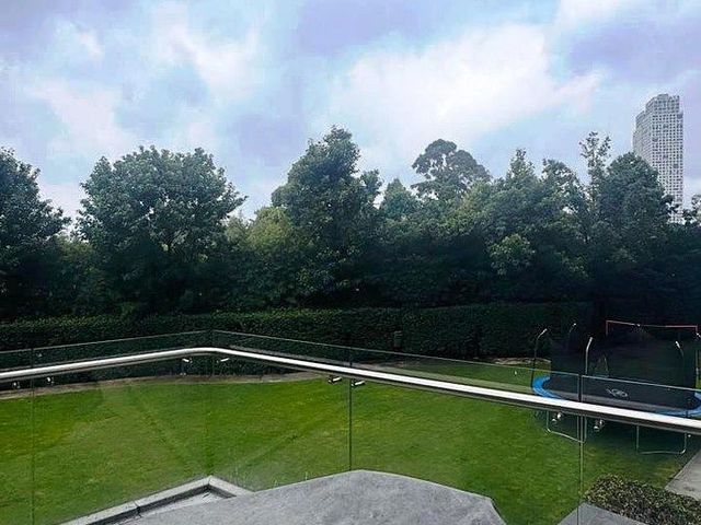 place photo 37