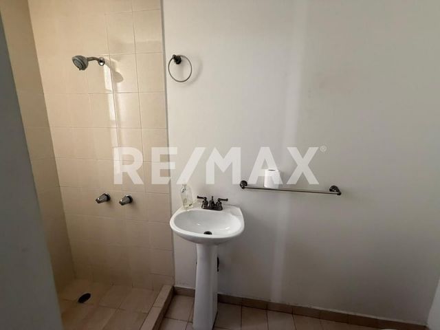 place photo 43