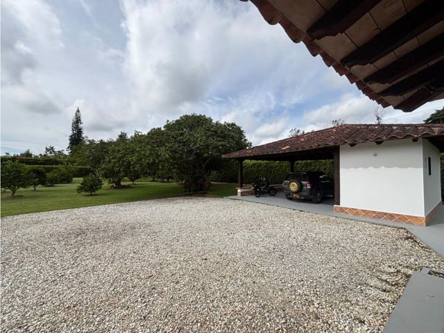 place photo 79