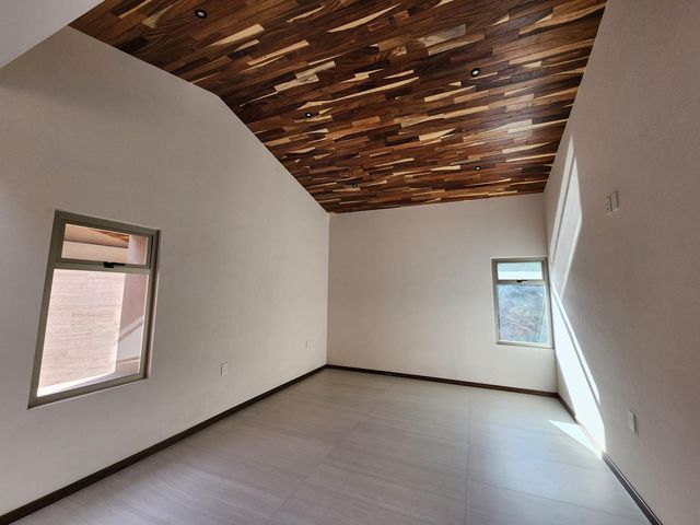 place photo 48