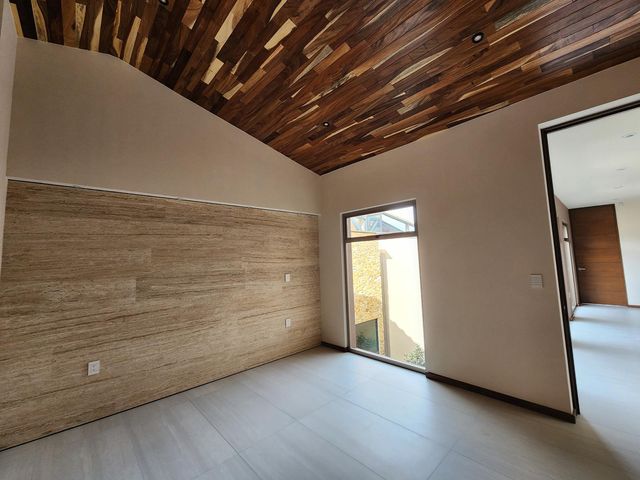 place photo 59