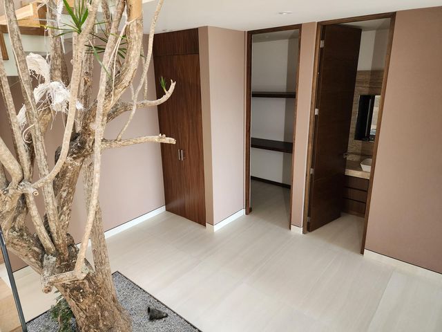 place photo 75