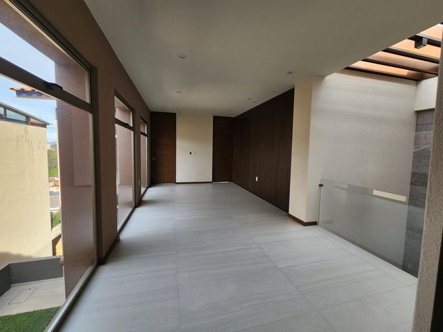 place photo 60