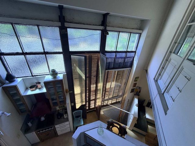 place photo 96