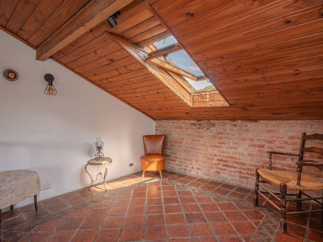 place photo 50