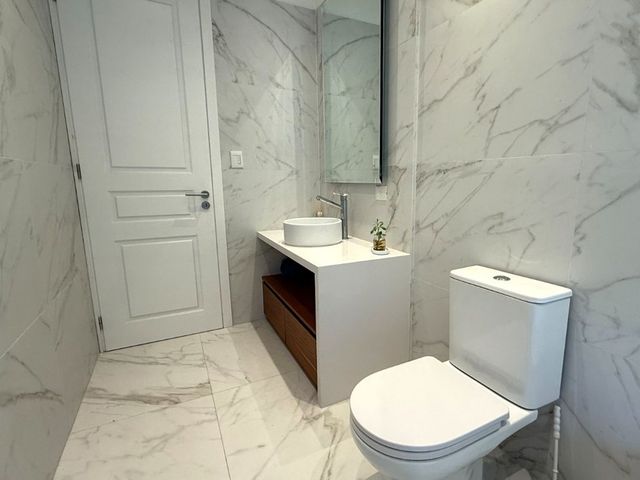place photo 49