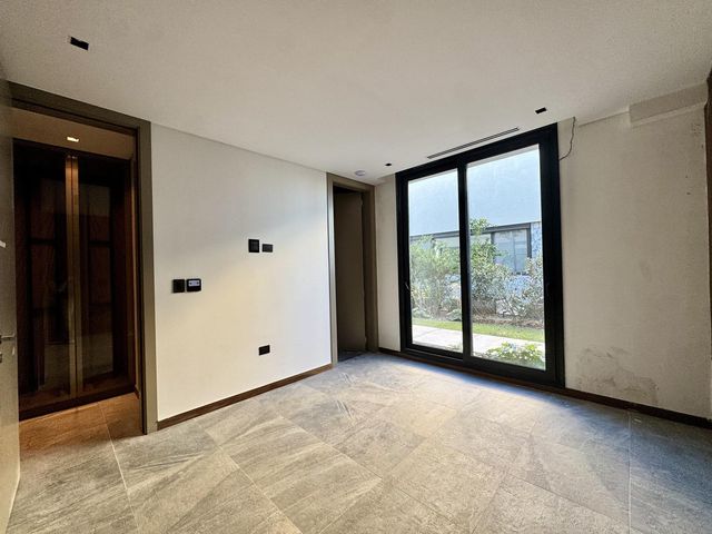 place photo 48
