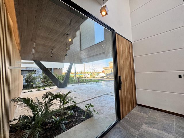 place photo 44