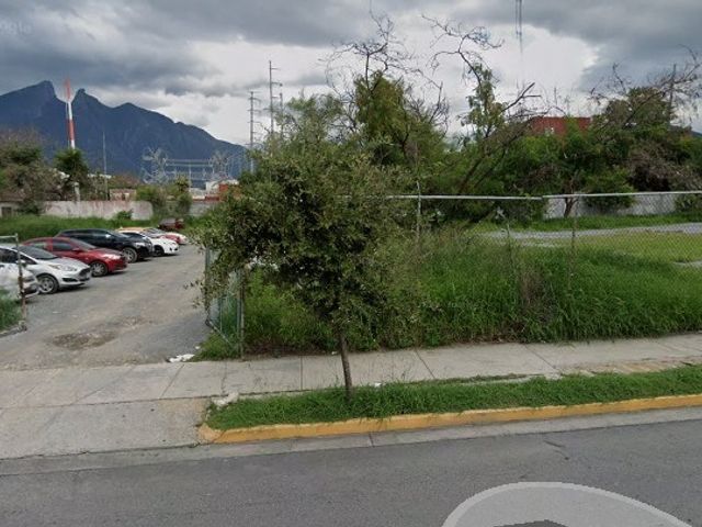 Terreno en Venta en Lázaro Cárdenas, Monterrey