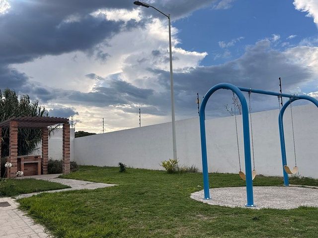 place photo 25
