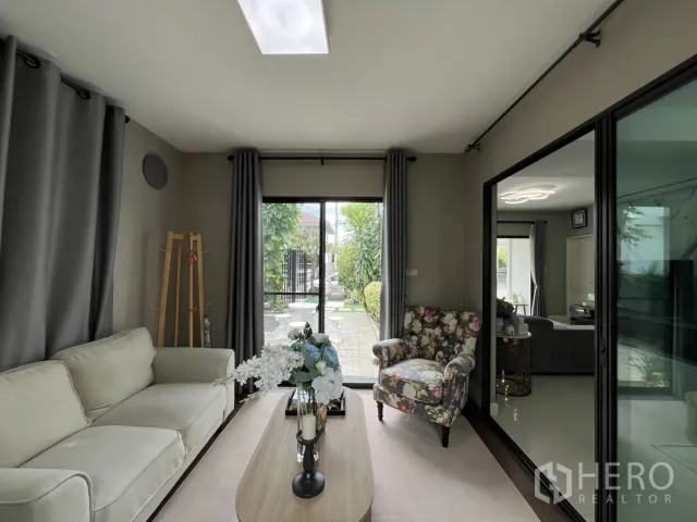 place photo 30