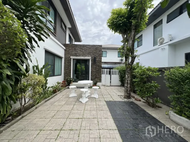place photo 44