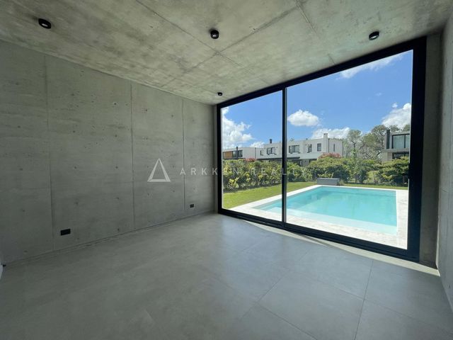 place photo 68