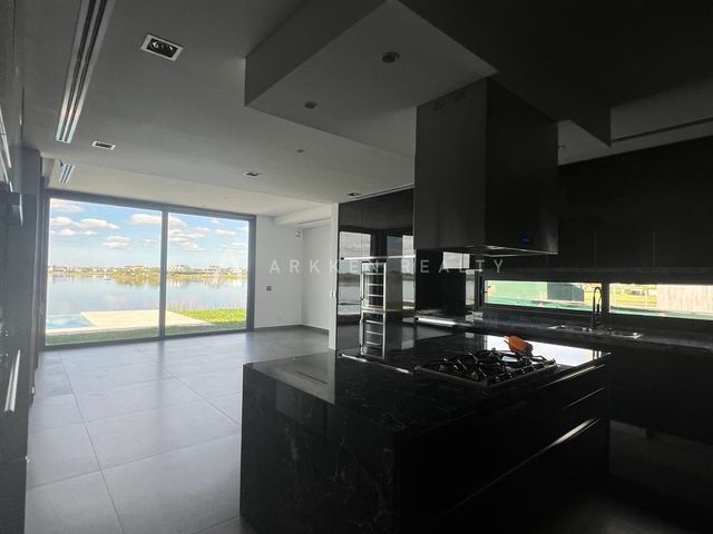 place photo 65
