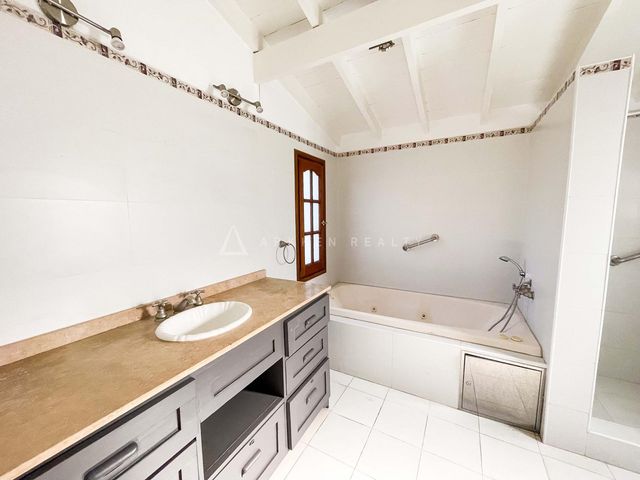 place photo 47