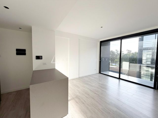 place photo 71