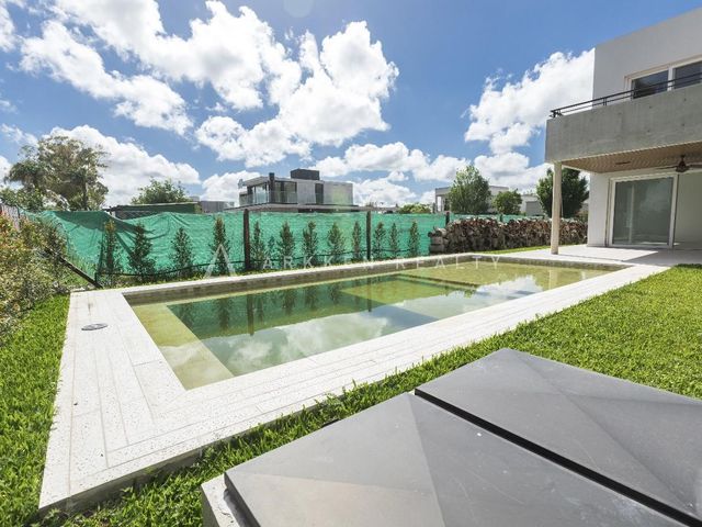 place photo 74