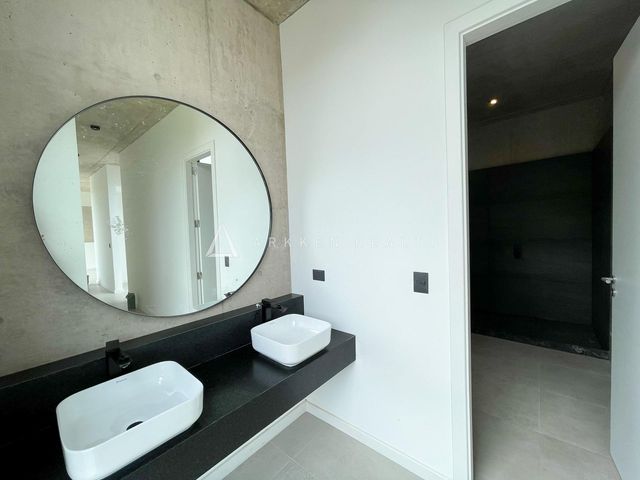 place photo 69