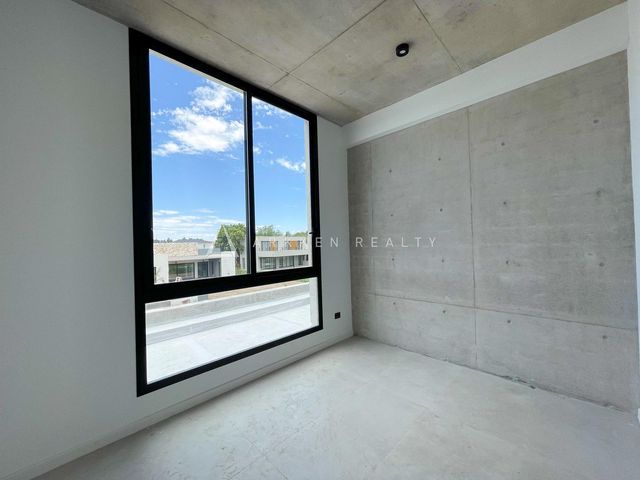 place photo 55