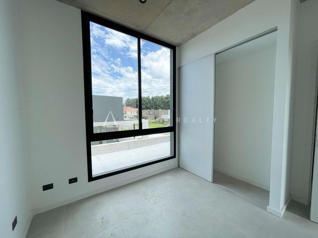 place photo 60