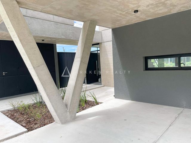 place photo 108